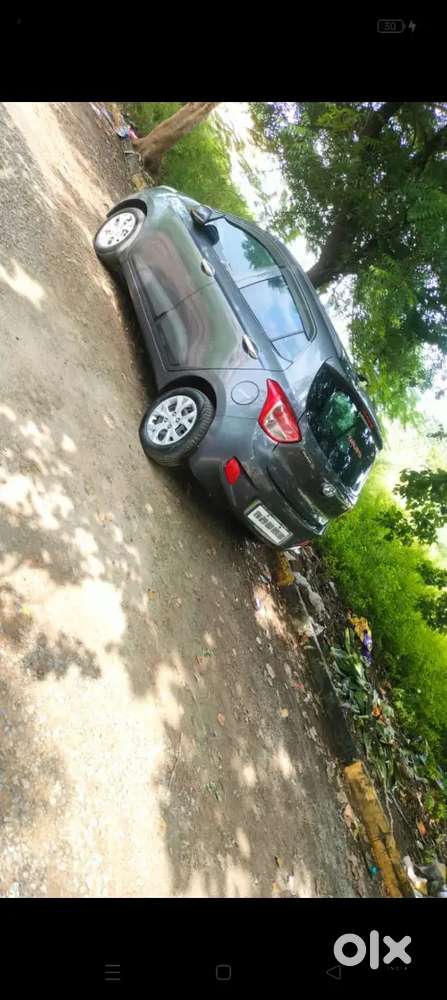 Hyundai Grand I10 2016 Petrol 75000 Km Driven