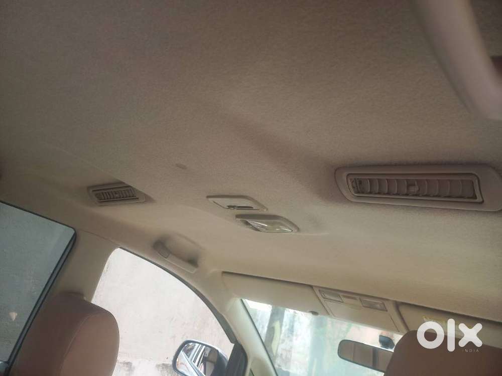 Toyota Innova 2.5 G (diesel) 8 Seater Bs Iv, 2014, Diesel