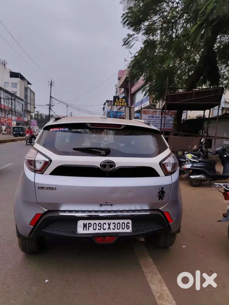 Tata Nexon 2018 Diesel 90000 Km Driven