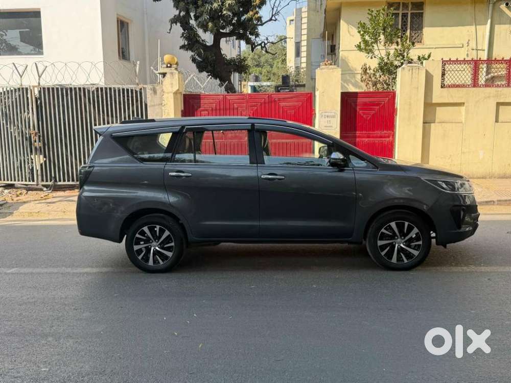 Toyota Innova Crysta [2020-ongoing] 2.7 Zx At 7 Str, 2022, Petrol