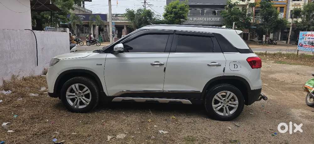 Maruti Suzuki Brezza 2017 Diesel Well Maintained