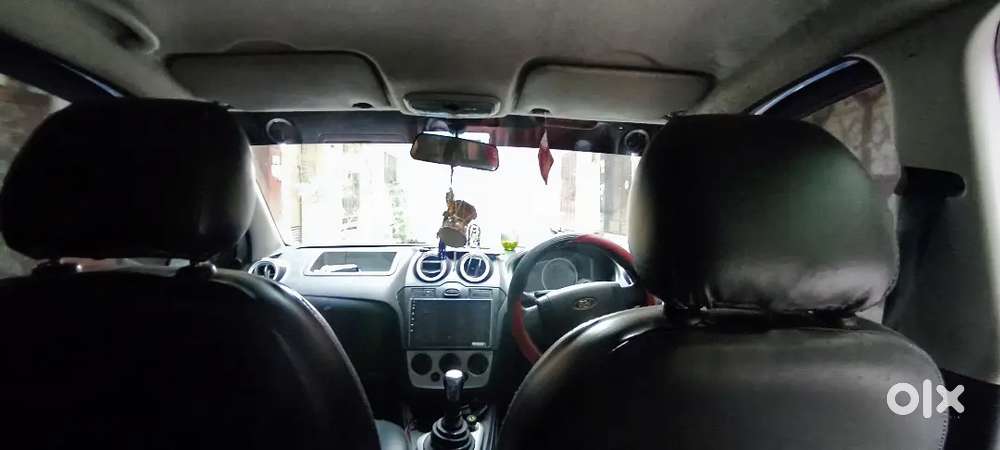 Ford Figo Zxi Petrol 2012 For Outside Ncr