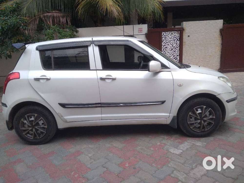 Maruti Suzuki Swift Lxi Bsiv, 2010, Diesel