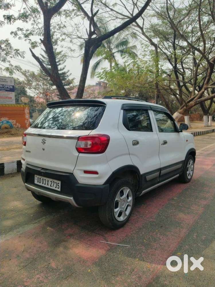 Maruti Suzuki S-presso Vxi, 2022, Petrol