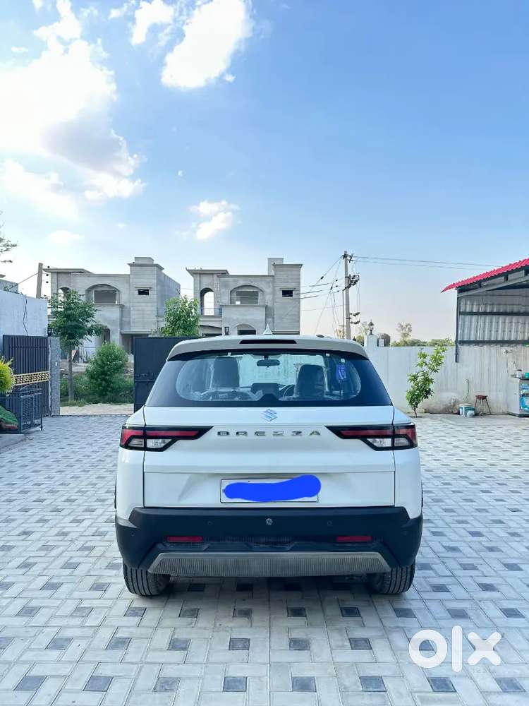 Maruti Suzuki Brezza 2024 Lxi Smart Hybrid