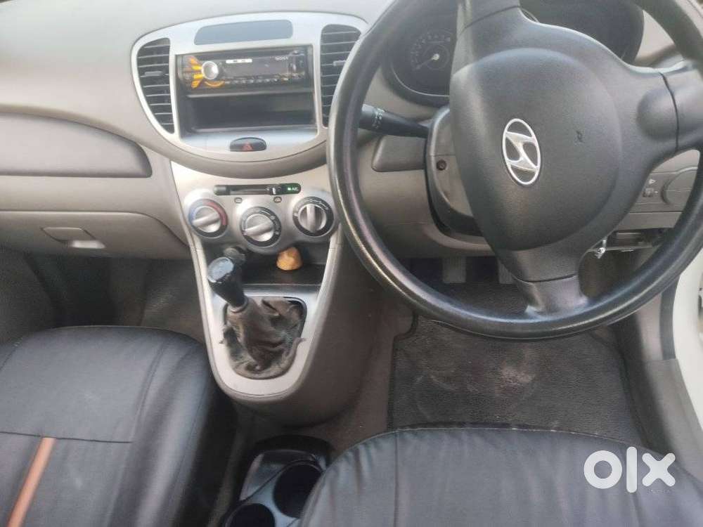 Hyundai I10 Sportz, 2013, Petrol