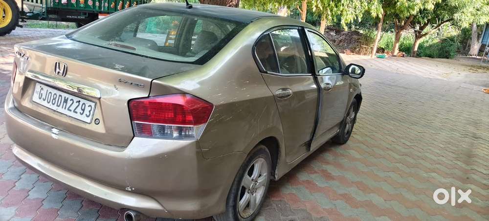 Honda City V Mt Exclusive, 2010, Cng & Hybrids
