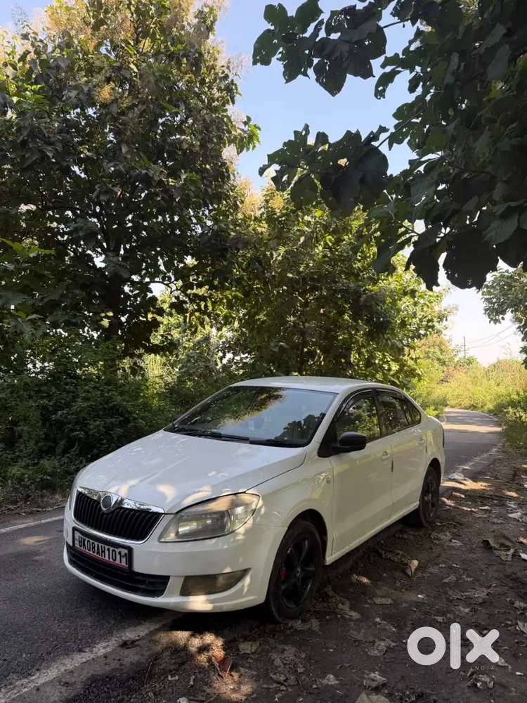 Skoda Rapid Onyx Diesel 2014