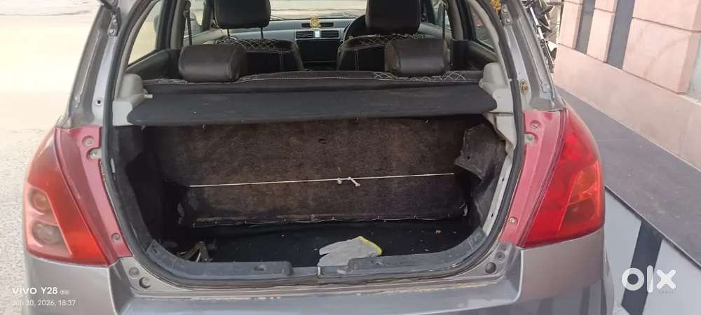 Maruti Suzuki Swift 2011 Diesel 90000 Km Driven