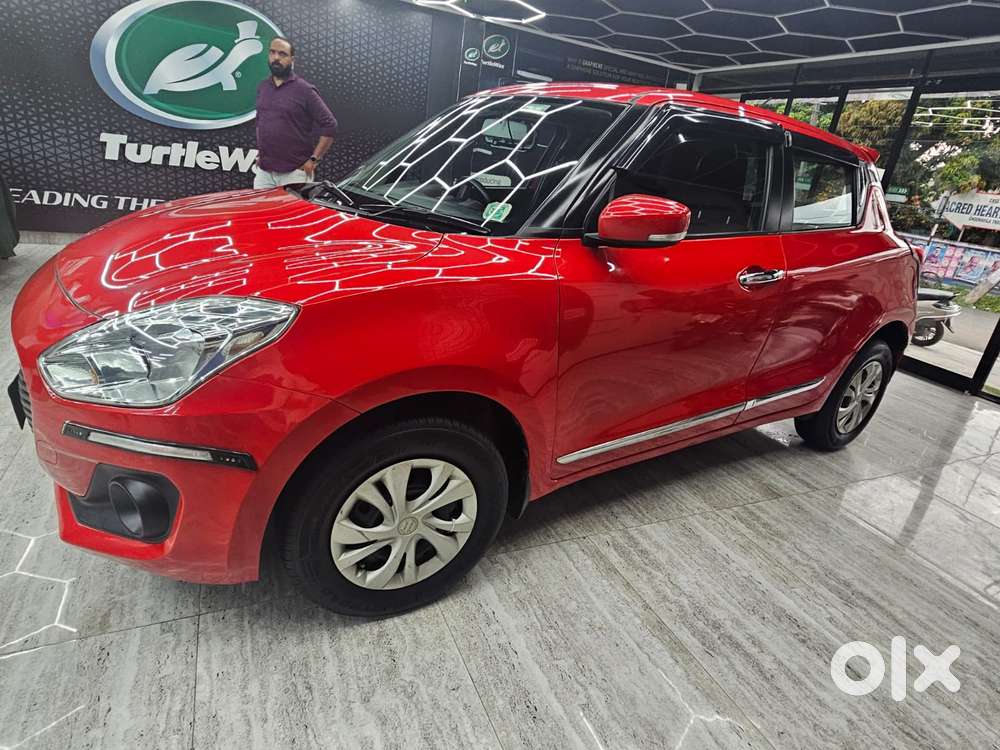 Maruti Suzuki Swift Vxi + Manual, 2018, Petrol