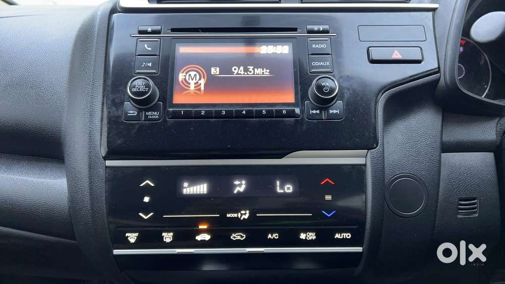 Honda Jazz V At I-vtec, 2017, Petrol