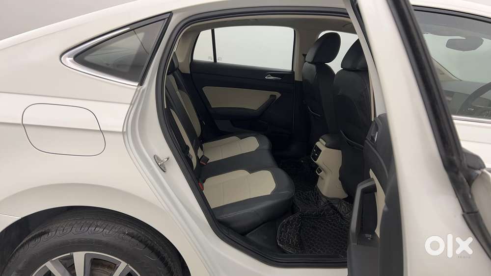 Skoda Slavia Style 1.5l Tsi Dsg, 2022, Petrol