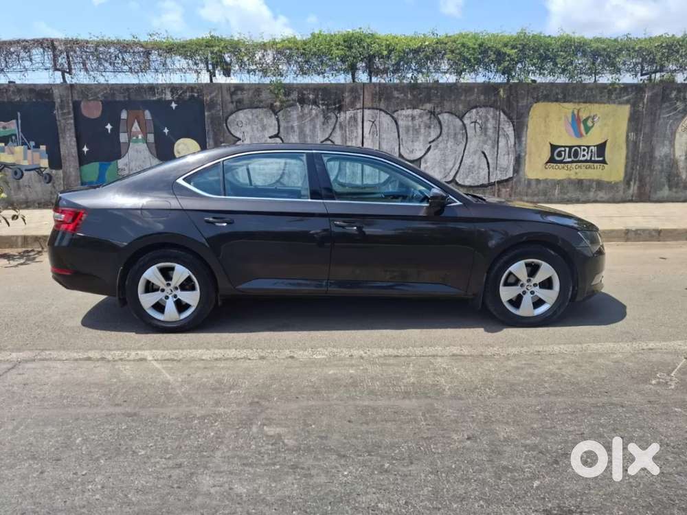 Skoda Superb [ ] 1.8 Style Tsi At, 2018, Petrol