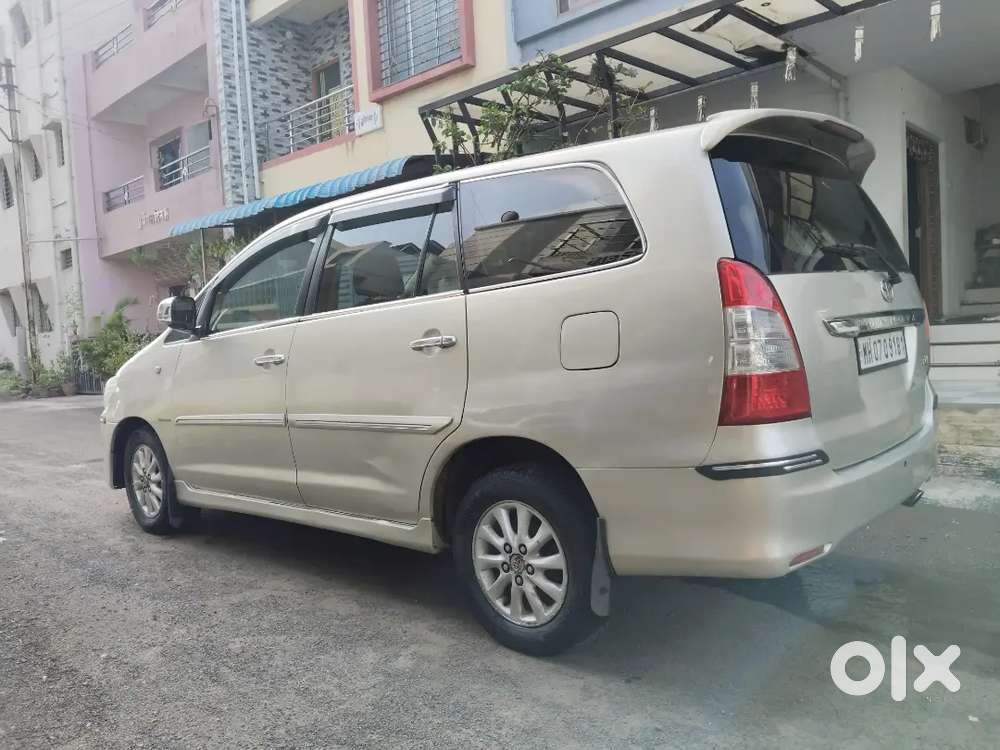Toyota Innova 2.5 Gx 2012
