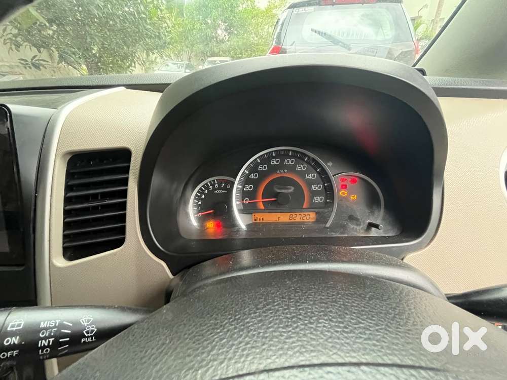 Maruti Suzuki Wagon R Vxi Mt 1.0l, 2016, Petrol