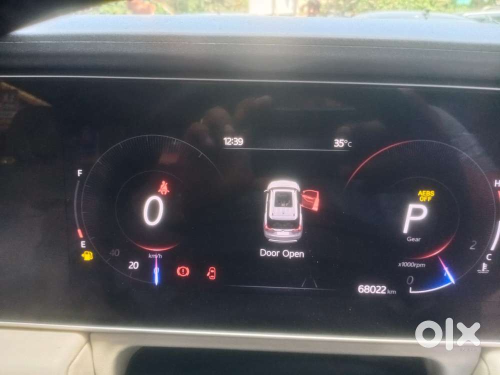 Mahindra Xuv700 2.0 Ax 7 Petrol At Luxury Pack Str, 2021, Petrol