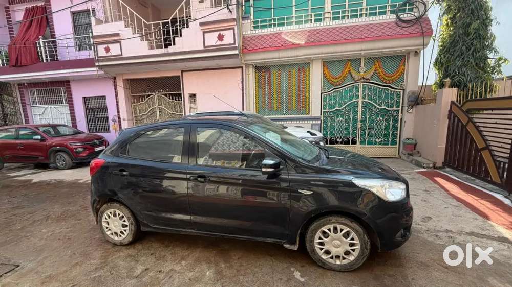 Ford Figo 2016 Petrol Well Maintained With Cng Installed.