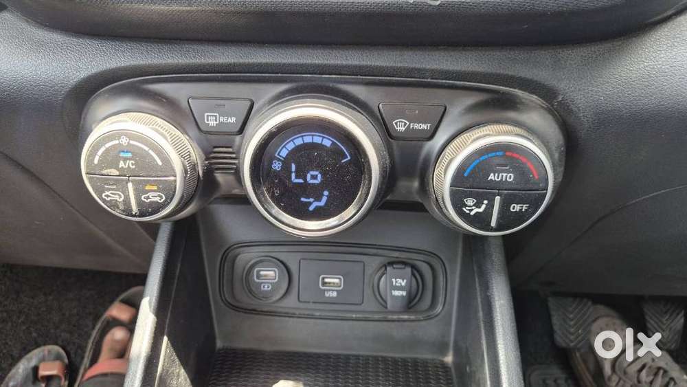 Hyundai Venue S Plus Mt 1.2 Kappa, 2021, Cng & Hybrids