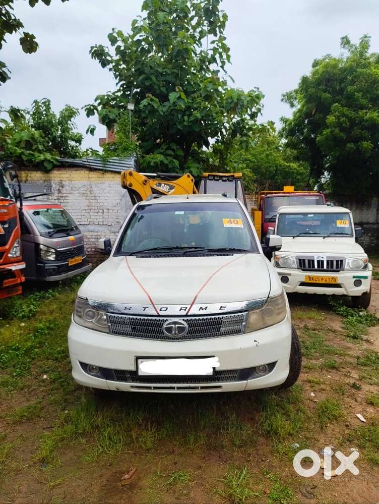 Tata Safari Strome Sell