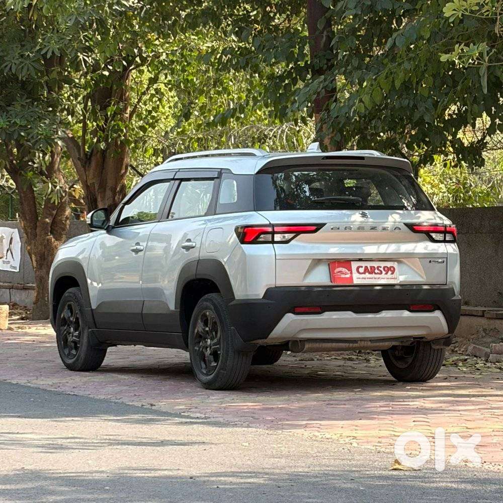 Maruti Suzuki Brezza 1.5 Zxi Smart Hybrid, 2023, Petrol