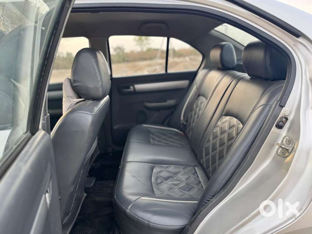 Maruti Suzuki Swift Dzire 2009