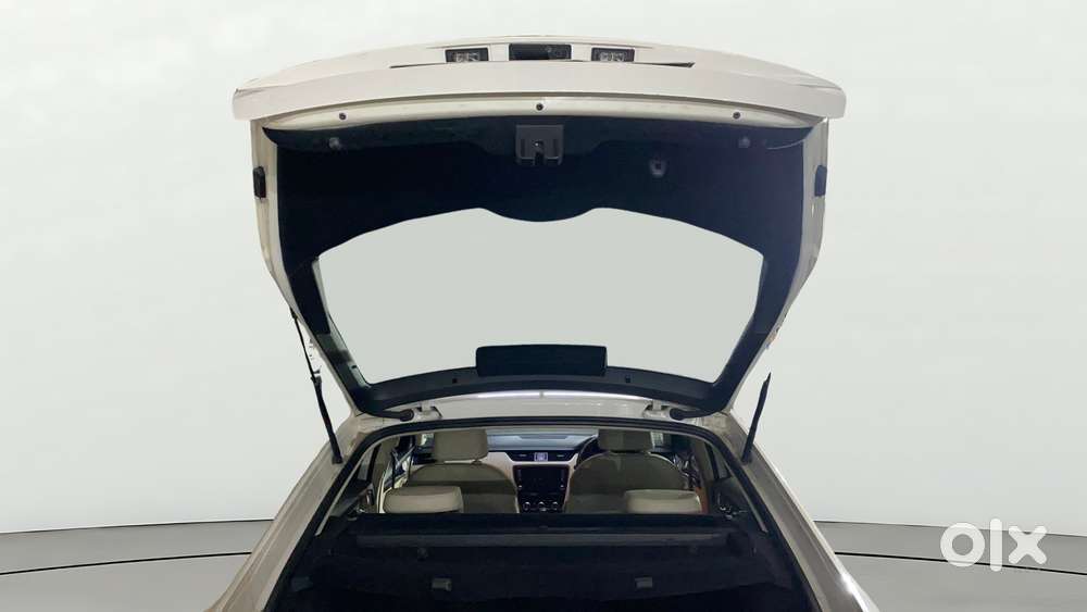 Skoda Octavia 1.8 Tsi At L K, 2019, Petrol