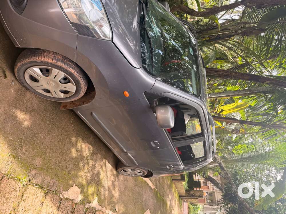 2011 Maruti Wagon R New Paper