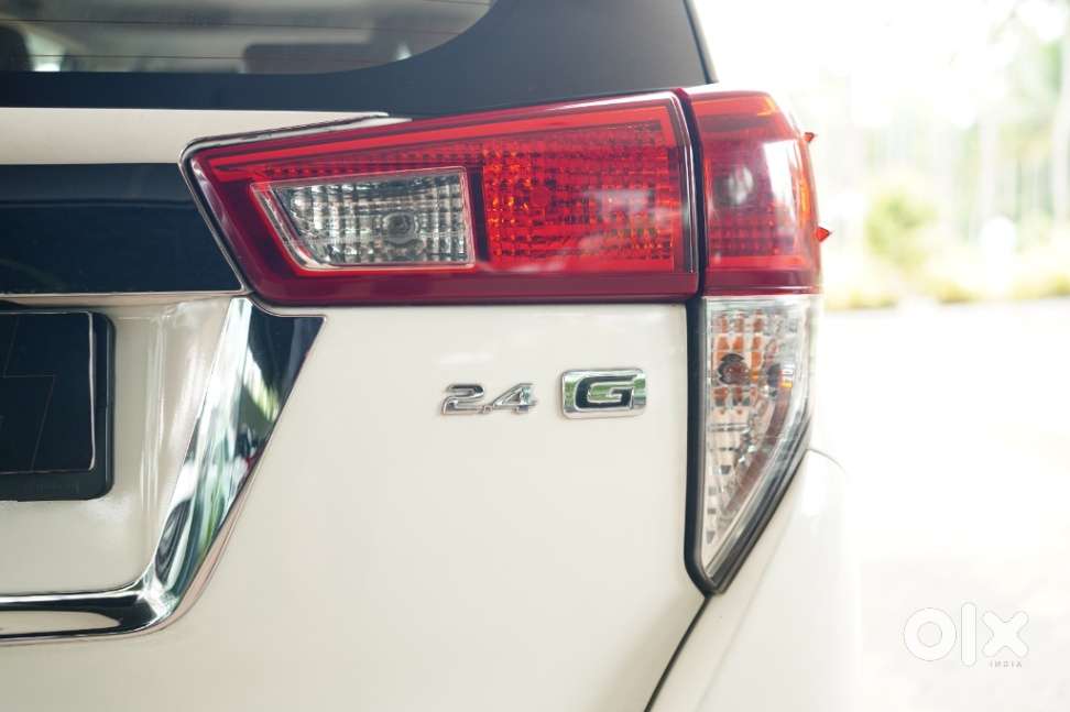 Toyota Innova Crysta 2.4 G Mt, 2018, Diesel