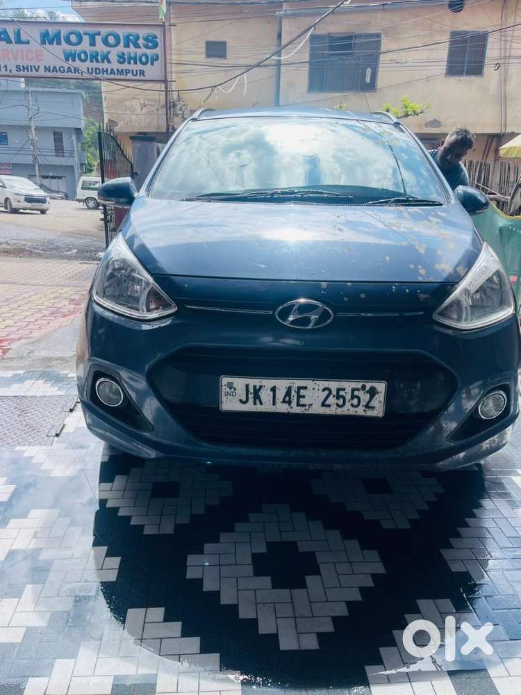 Hyundai Grand I10 2016 Petrol Well Maintained