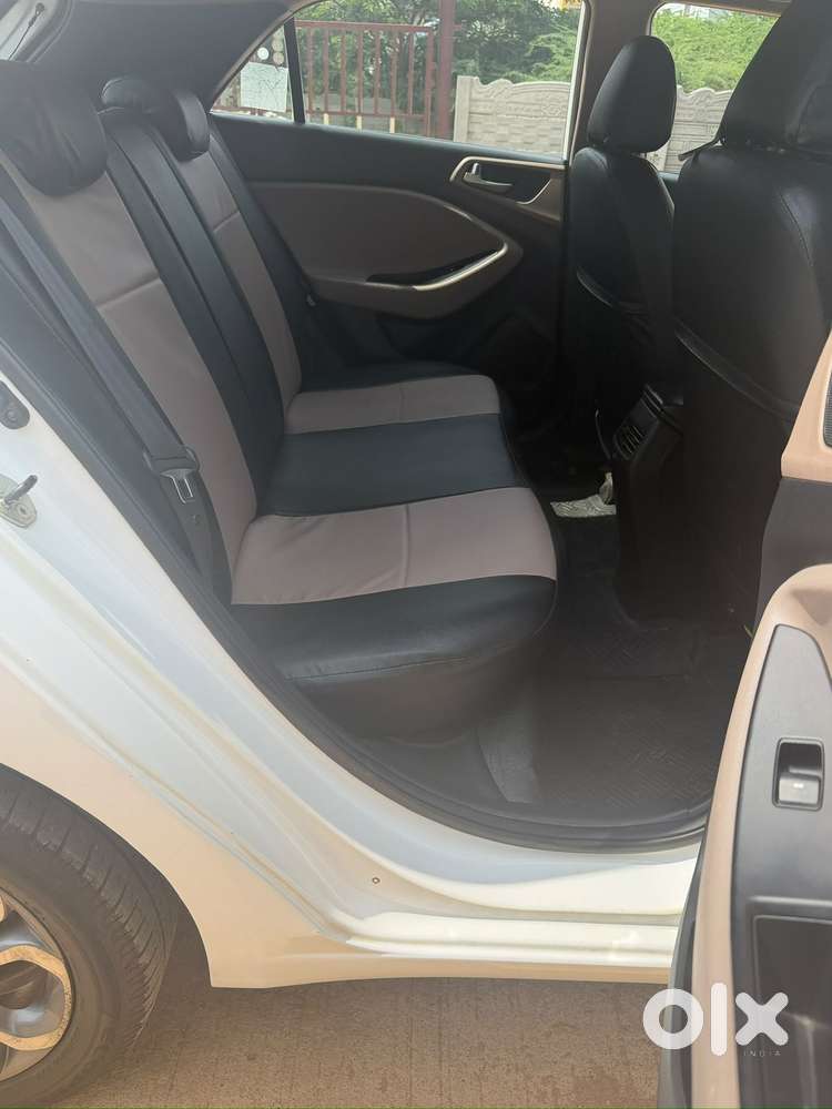 Hyundai I20 Asta (o) 1.2 Ivt, 2019, Petrol
