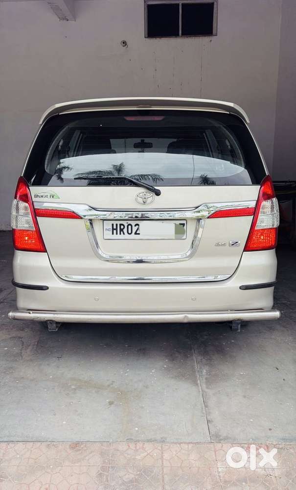 Toyota Innova 2.5 Zx 7 Str Bs-iv, 2015, Diesel