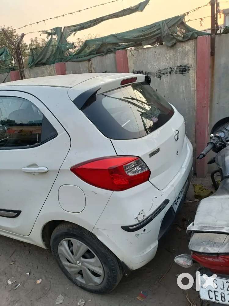 Tata Tiago 2016 Petrol 68000 Km Driven