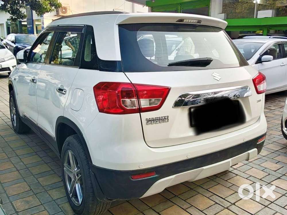 Maruti Suzuki Brezza Zdi+ Dual Tone, 2018, Diesel