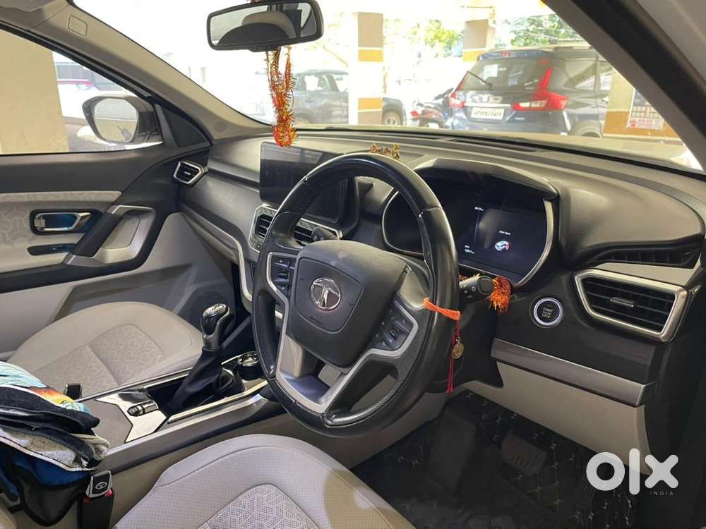 Tata Safari 2023 Diesel 26000 Km Driven Automatic