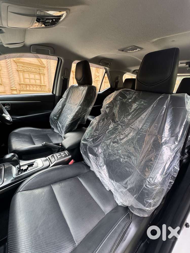 Toyota Fortuner 4x2 At 2.7 Petrol, 2024, Petrol