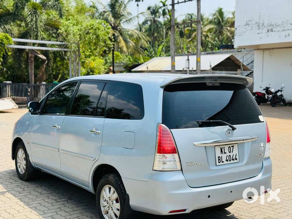 Toyota Innova 2009-2011 2.0 Vx 8 Str Bsiv, 2009, Diesel