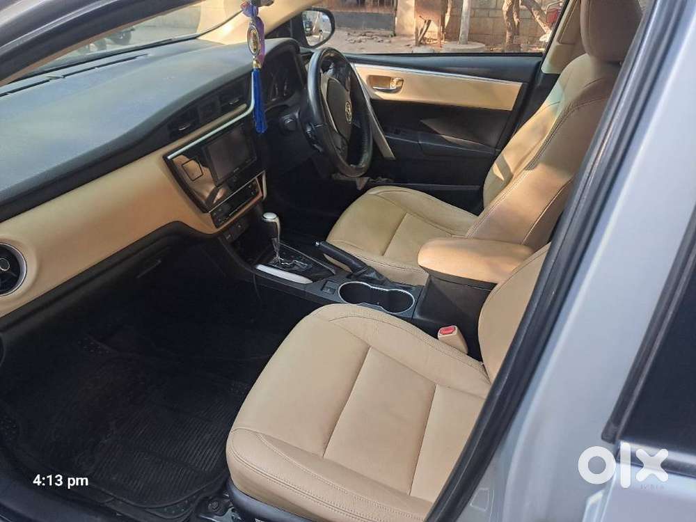 Toyota Corolla Altis 1.8 G Cvt, 2017, Petrol
