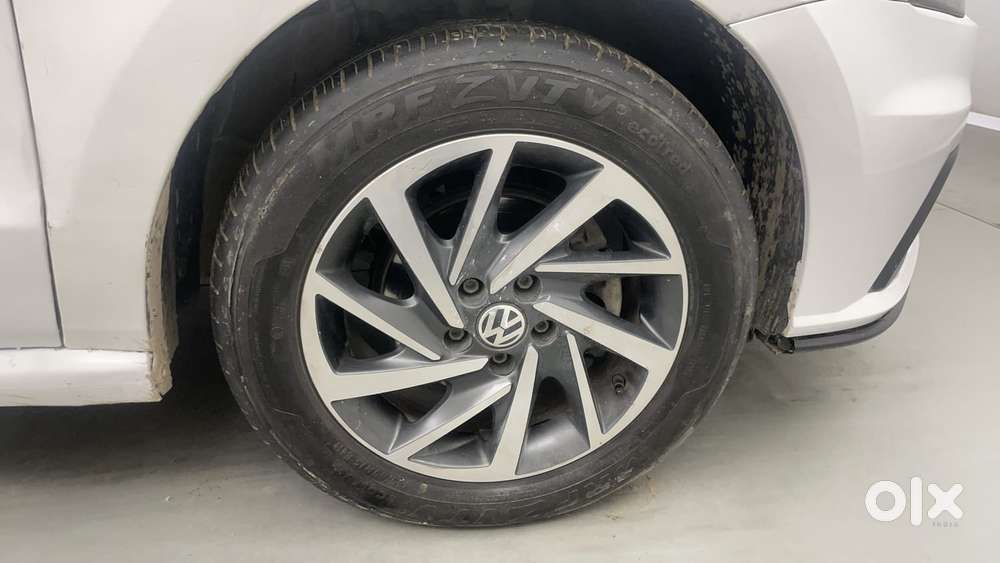 Volkswagen Polo 1.0 Tsi Comfortline At, 2021, Petrol