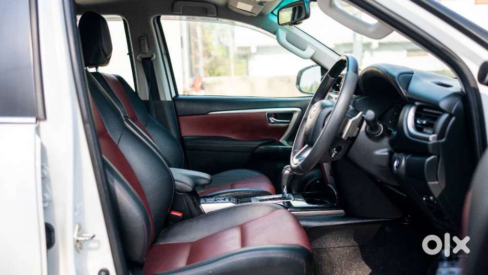 Toyota Fortuner Legender 4x2 At 2.8, 2024, Diesel