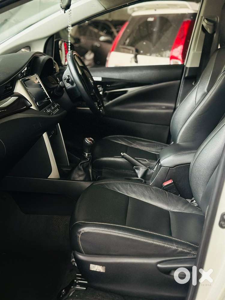 Toyota Innova Crysta 2.4 Zx Mt, 2022, Diesel