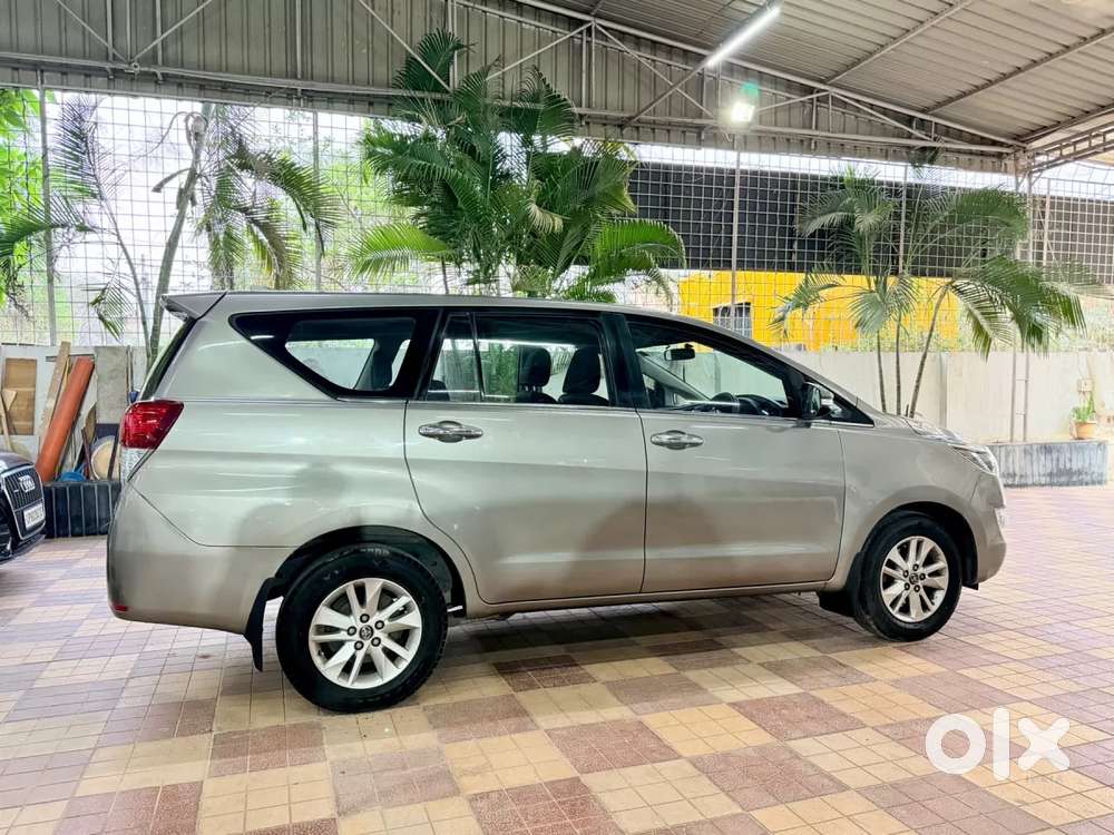 Toyota Innova Crysta 2.8 Gx At 7 Str, 2017, Diesel