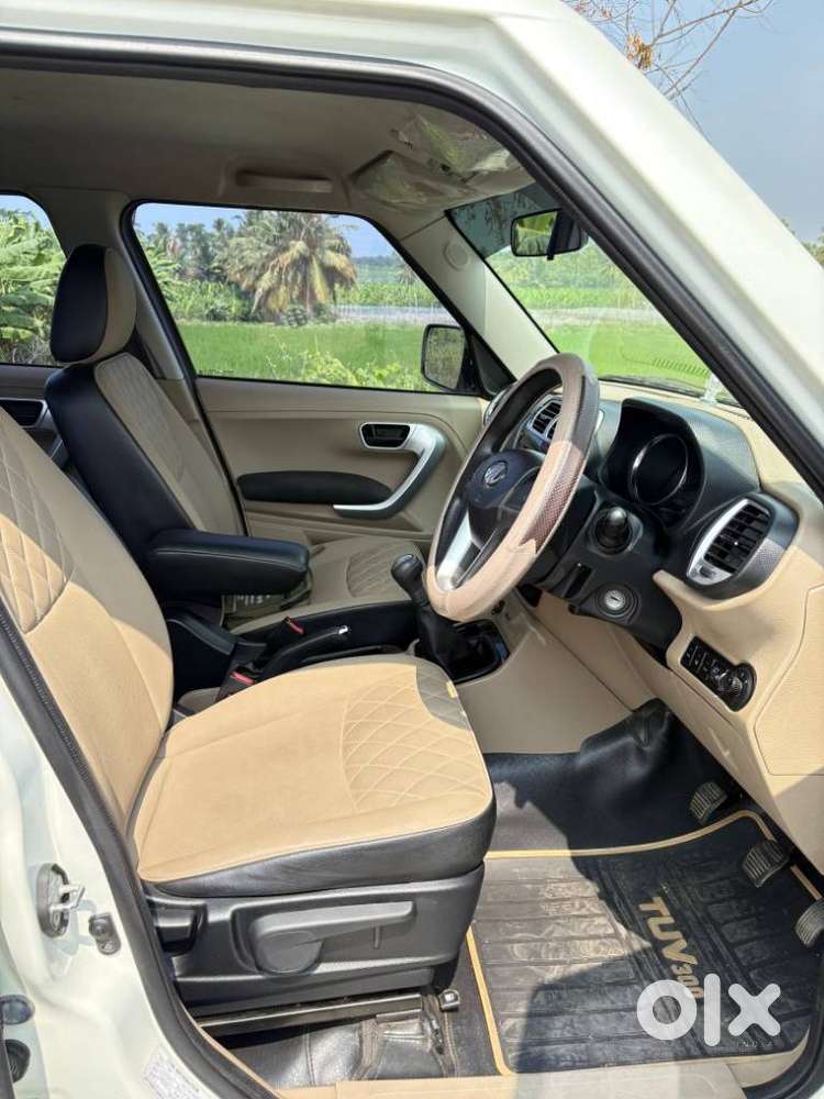 Mahindra Tuv 300 T10 Opt, 2018, Diesel