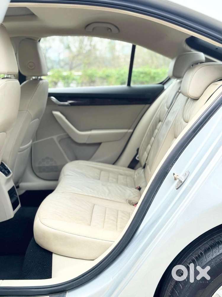 Skoda Octavia 2.0 Elegance Tdi Cr At, 2014, Diesel