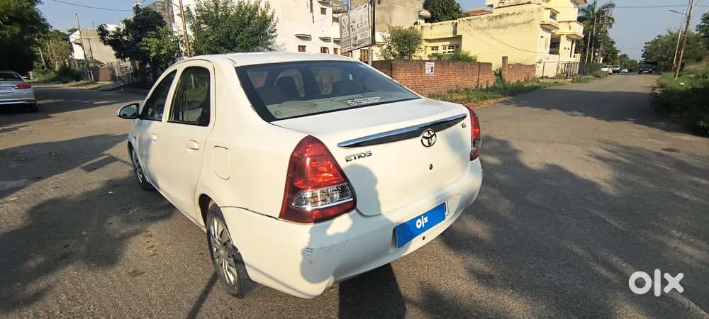 Toyota Etios Cross G, 2015, Petrol