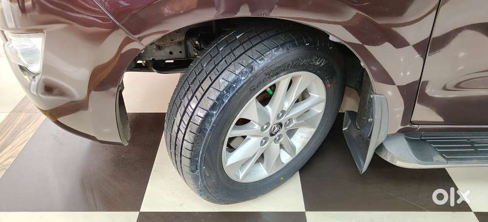 Toyota Innova Crysta 2.4 V, 2017, Diesel