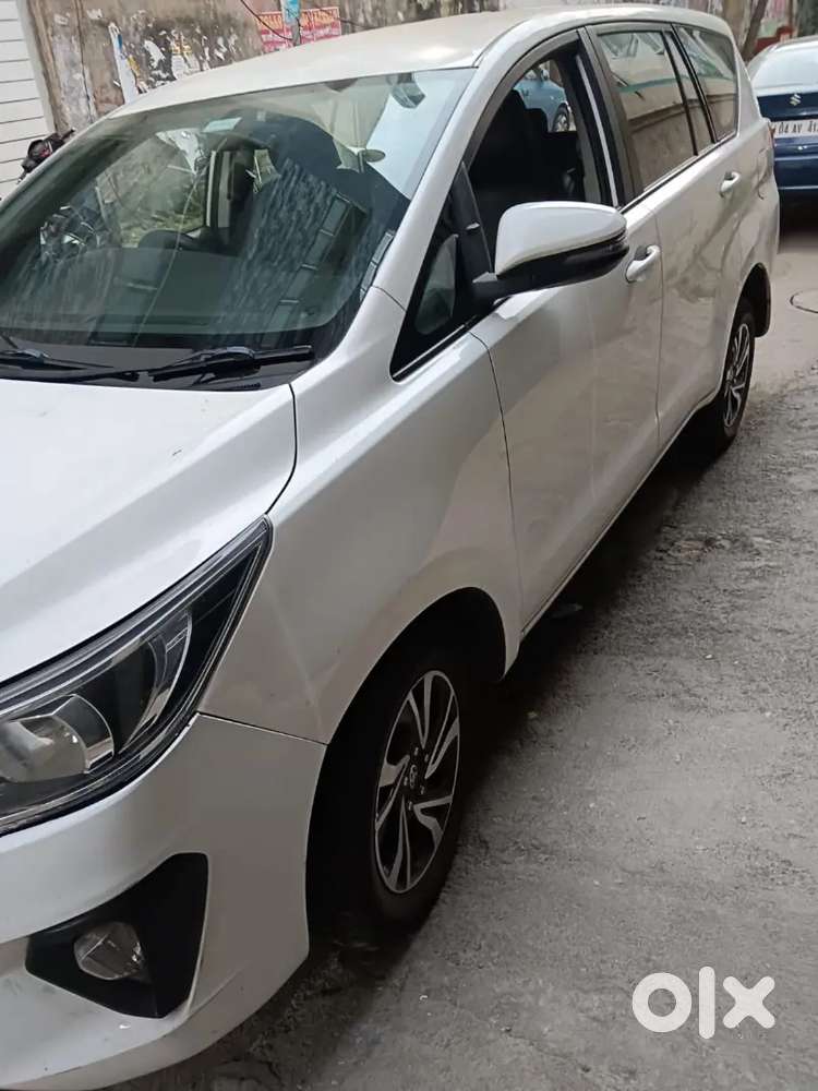 Toyota Innova Crysta 2022 Diesel Well Maintained