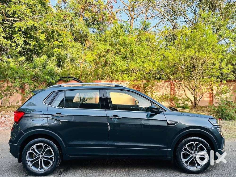 Skoda Kushaq 1.0 Tsi Style At (6 Airbags), 2022, Petrol