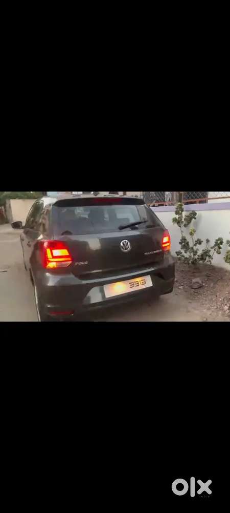 Volkswagen Polo 2015 Highline  Top Condition  New Tyres Touchscreen