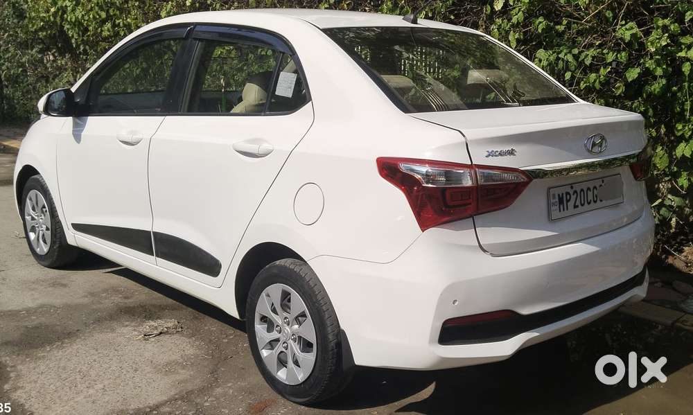 Hyundai Xcent 1.2 Vtvt Sx Option, 2015, Petrol