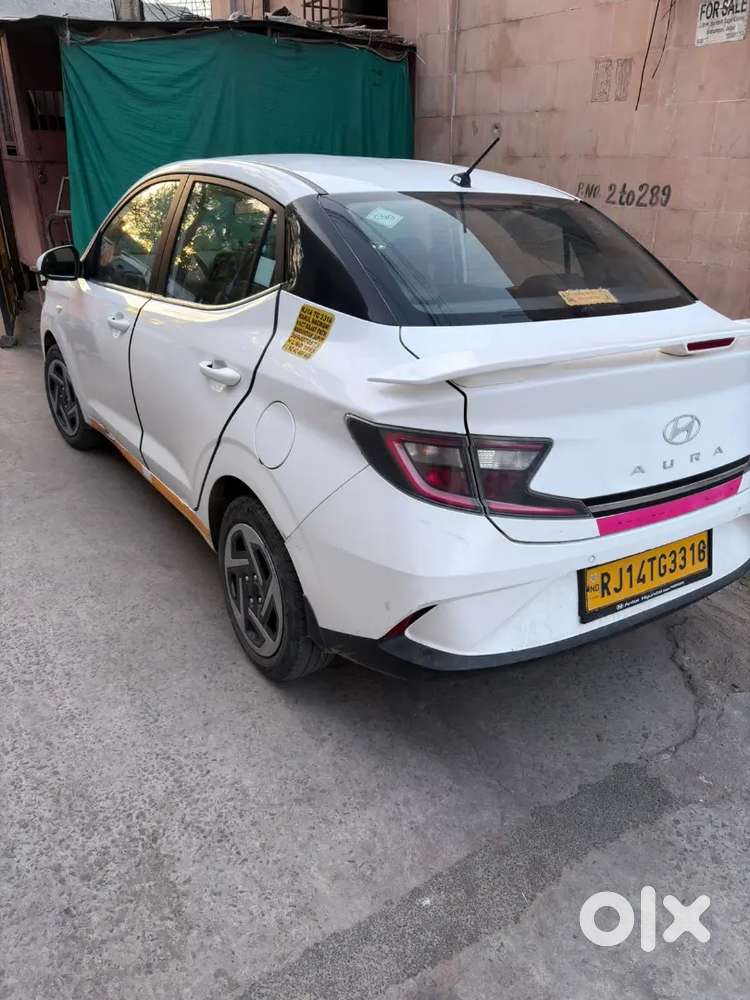 Hyundai Aura
